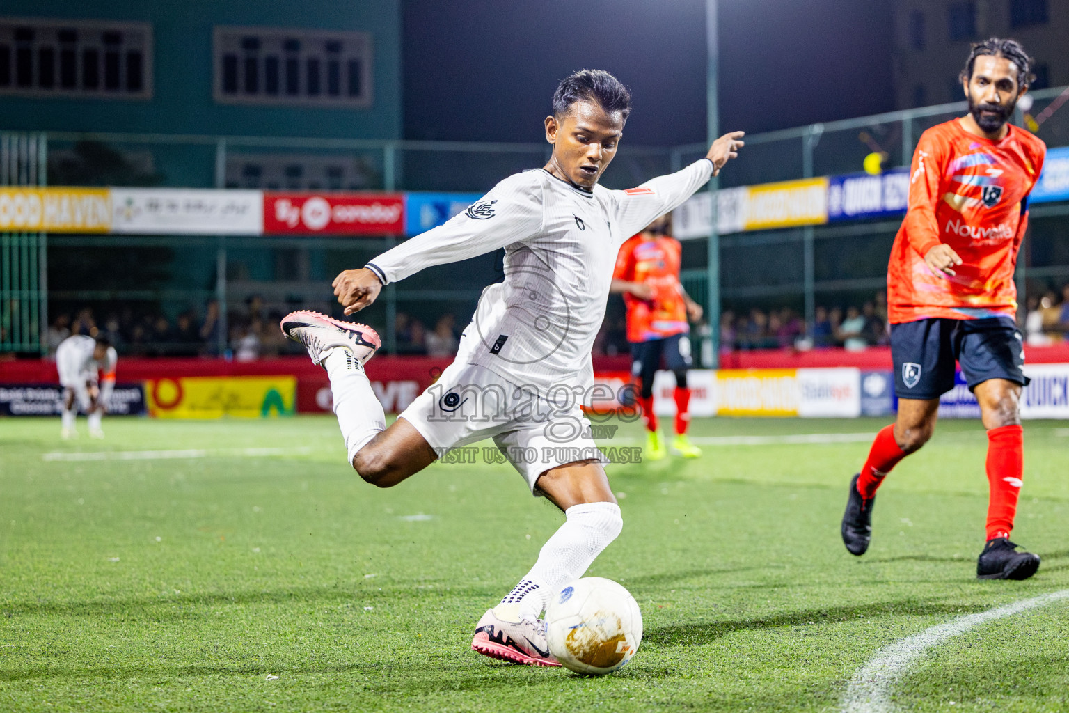 SH Kanditheemu vs R Dhuvaafaru in Zone round Day 27 of Golden Futsal Challenge 2025 was held on Friday , 31st January 2025, in Hulhumale', Maldives. Photos: Nausham Waheed / images.mv