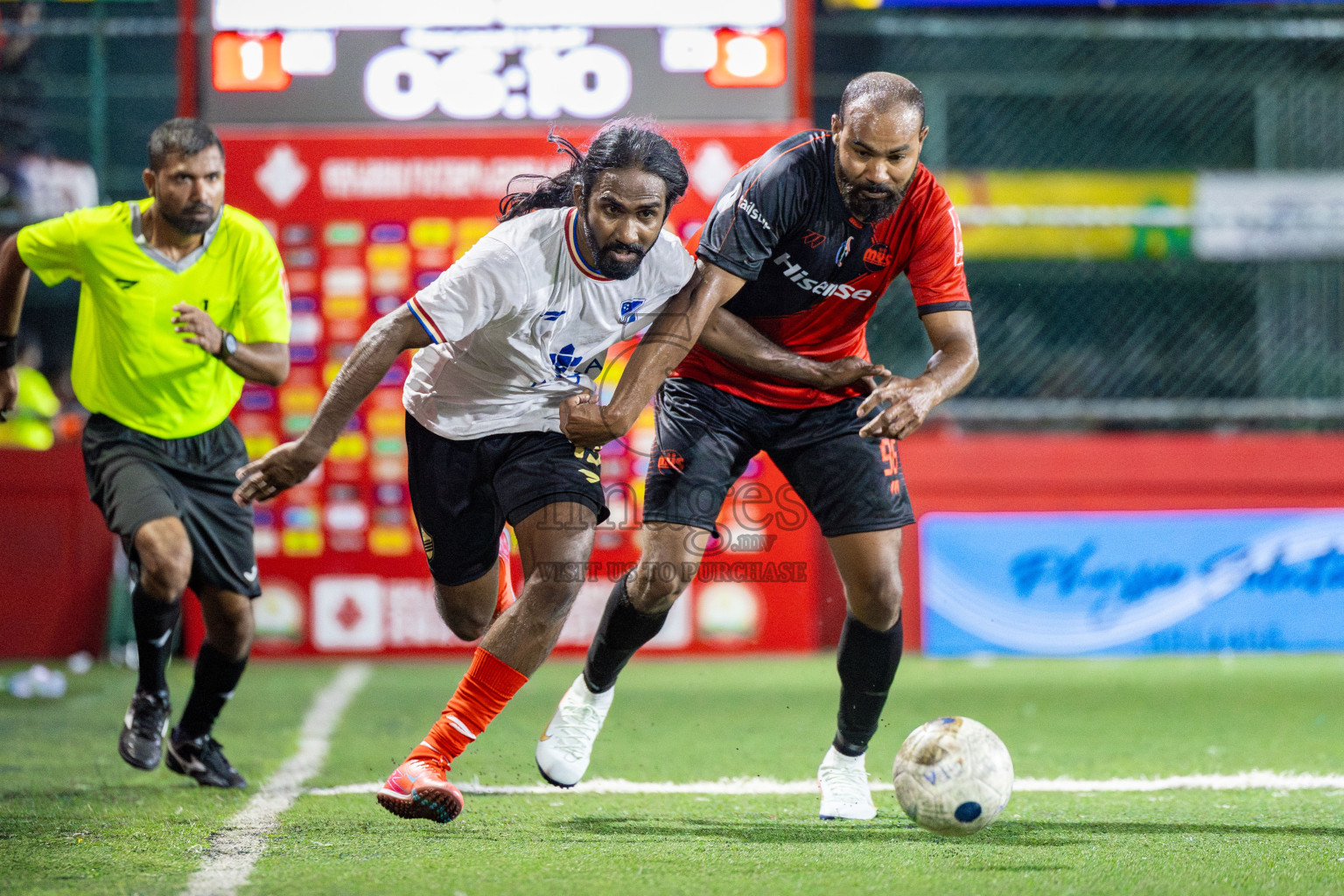 Kuda Huvadhoo vs Mulak in zone round on Day 29 of Golden Futsal Challenge 2025 was held on Sunday , 2nd February 2025, in Hulhumale', Maldives. Photos: Shuu Abdul Sattar / images.mv