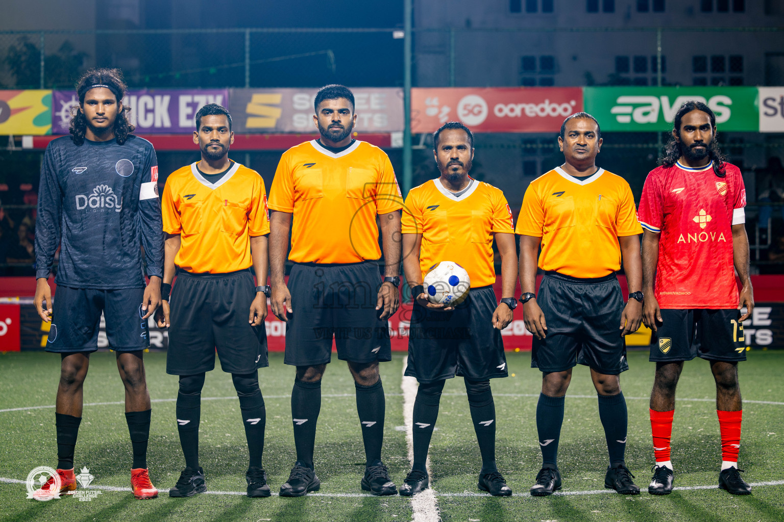 Dh Kudahuvadhoo vs Dh Bandidhoo in Day 21 of Golden Futsal Challenge 2025 was held on Saturday , 25th January 2025, in Hulhumale', Maldives. Photos: Nausham Waheed / images.mv