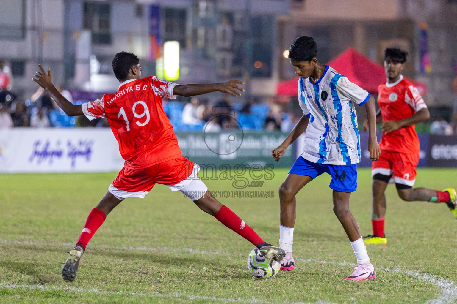 Super United Sports vs Huriyya (U16) in Day 8 of Dhivehi Youth League 2024 held at Henveiru Stadium on Monday, 2nd December 2024. Photos: Mohamed Mahfooz Moosa / Images.mv