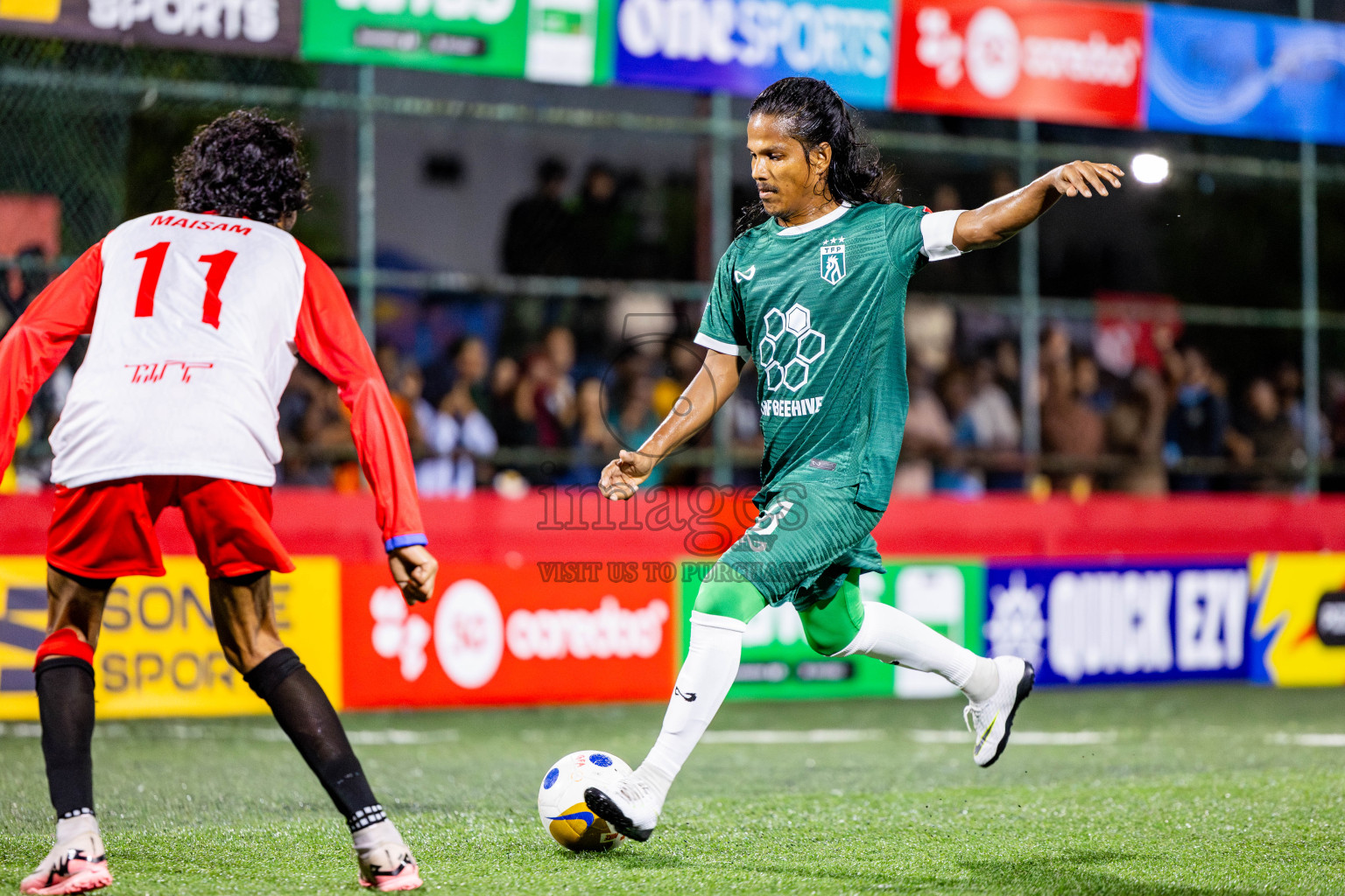 Th Thimarafushi vs Th Dhiyamigili in Day 10 of Golden Futsal Challenge 2025 was held on Tuesday, 14th January 2025, in Hulhumale', Maldives Photos: Nausham Waheed / images.mv