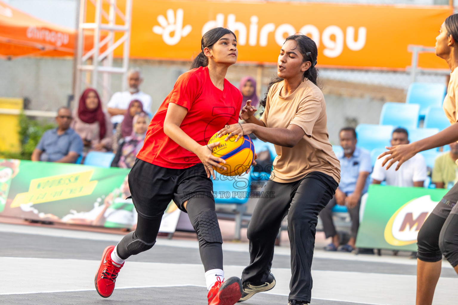 Day 1 of MILO Ramadan 3x3 Challenge 2024 was held in Ekuveni Outdoor Basketball Court at Male', Maldives on Tuesday, 12th March 2024. 
Photos: Ismail Thoriq / images.mv