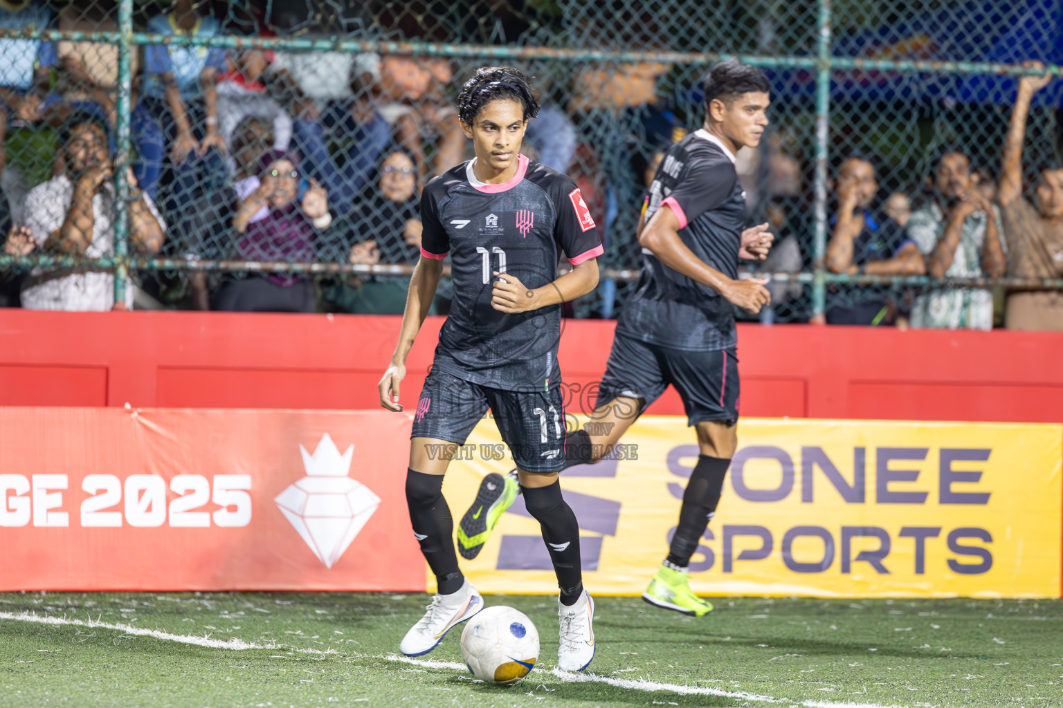 Lh Kurendhoo vs Lh Olhuvelifushi in Day 15 of Golden Futsal Challenge 2025 was held on Sunday, 19th January 2025, in Hulhumale', Maldives. Photos: Ismail Thoriq / images.mv