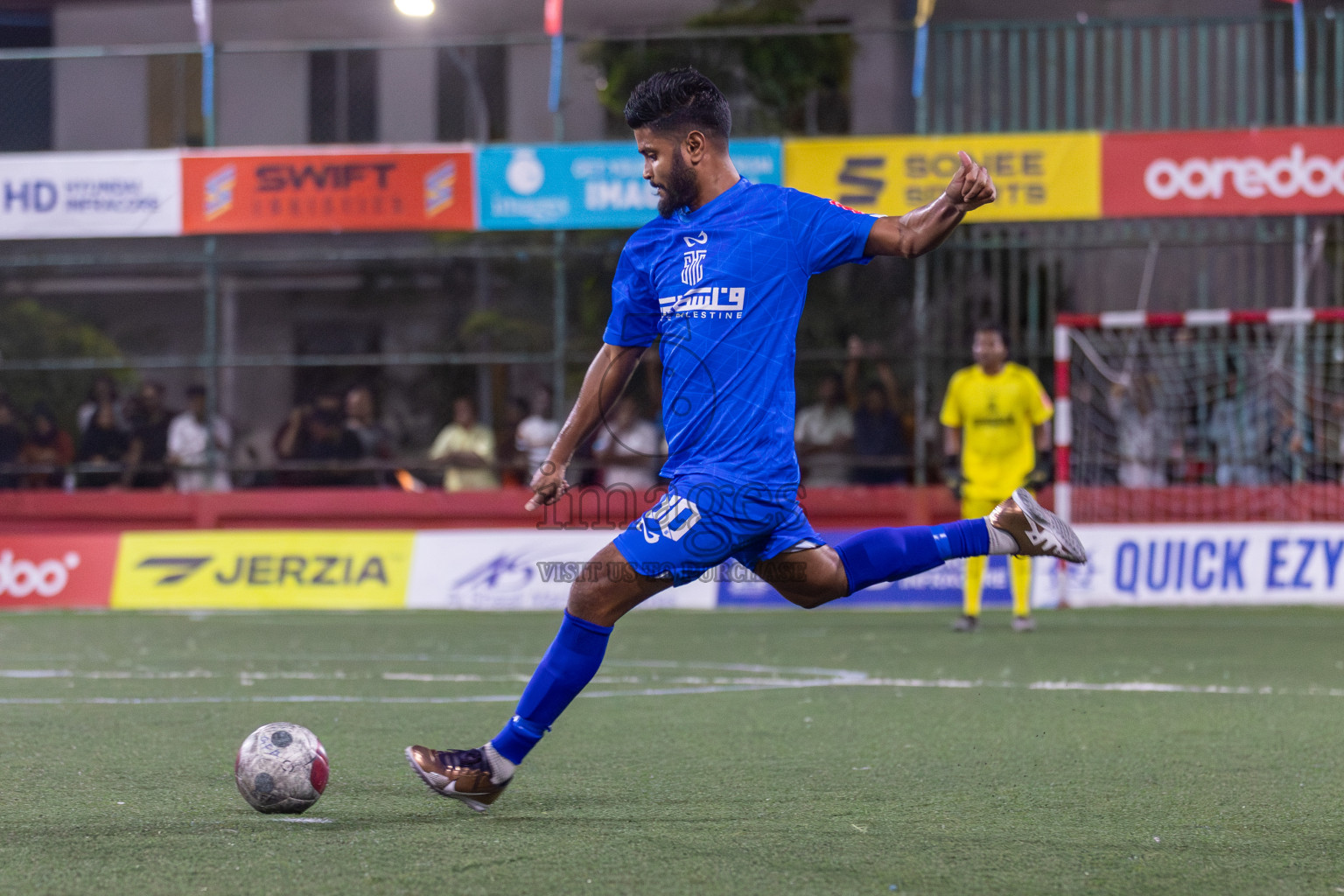 S. Feydhoo vs S. Hithadhoo in Day 13 of Golden Futsal Challenge 2024 was held on Saturday, 27th January 2024, in Hulhumale', Maldives Photos: Mohamed Mahfooz Moosa / images.mv