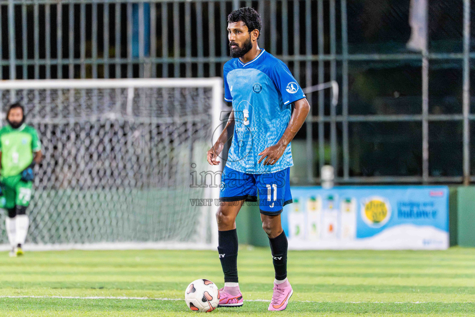 Goalhians VS Foemathi in Day 4 - Fonadhoo Youth Futsal Challenge 2025 held in Fonadhoo Futsal Stadium, L. Fonadhoo, Maldives on Wednesday, 29th October 2025 Photos: Arif Rasheed / images.mv