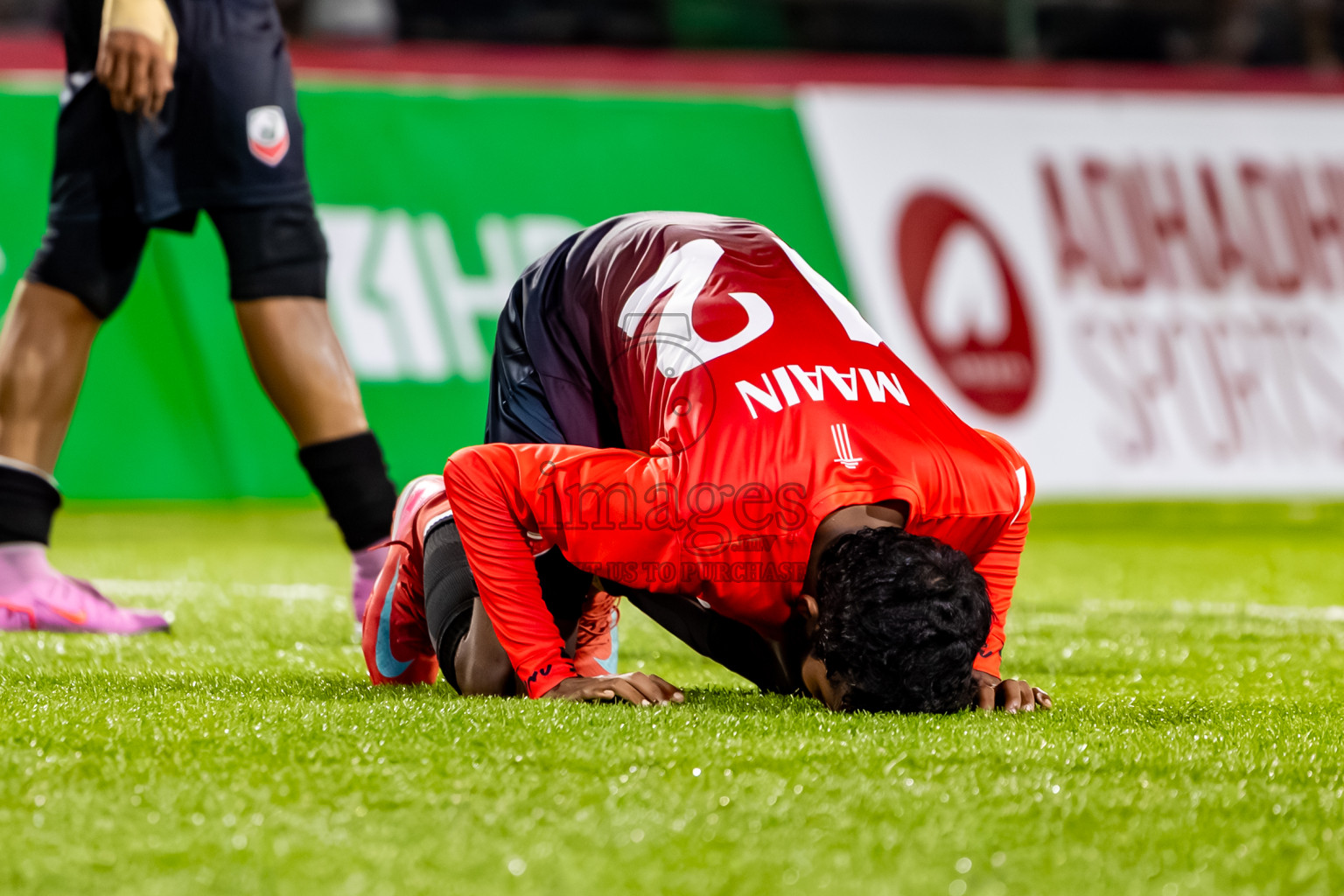 Club Binara vs FRC in Quater Finals of Club Maldives Cup Classic 2025 was held in Rehendi Futsal Ground, Hulhumale', Maldives on Saturday, 27th September 2025. Photos: Nausham Waheed / images.mv
