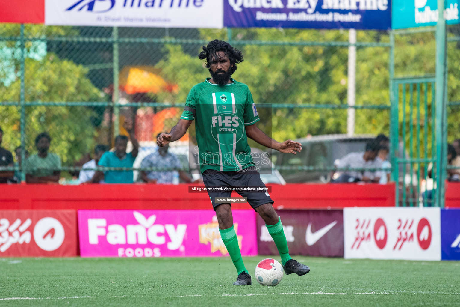 M. Maduvvari vs M. Kolhufushi in Day 6 of Golden Futsal Challenge 2023 on 10 February 2023 in Hulhumale, Male, Maldives