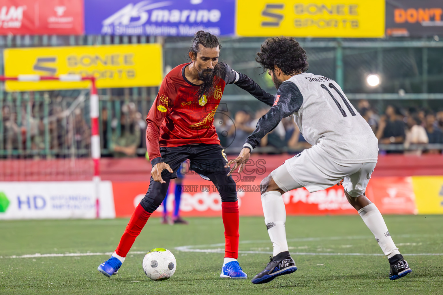 Vilimale vs L Gan in Semi Finals of Golden Futsal Challenge 2024 which was held on Friday, 1st March 2024, in Hulhumale', Maldives.
Photos: Ismail Thoriq / images.mv