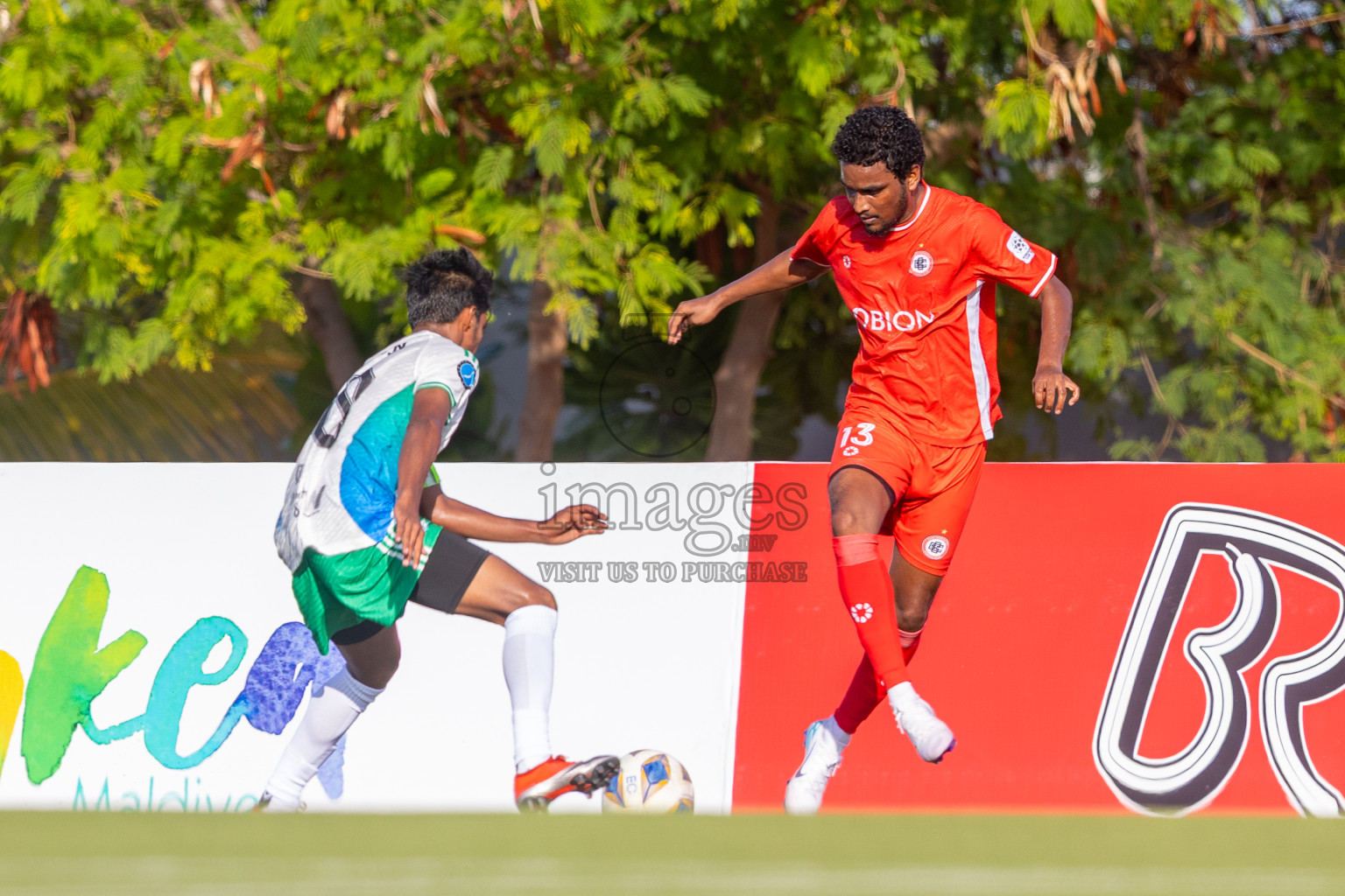 Huss Songun Football Team vs CC Sports Club in Day 2 of Eydhafushi Cup 2025 held in Eydhafushi Football Stadium at B. Eydhafushi, Maldives on Saturday, 6th September 2025. Photos: Mohamed Mahfouz Moosa / images.mv