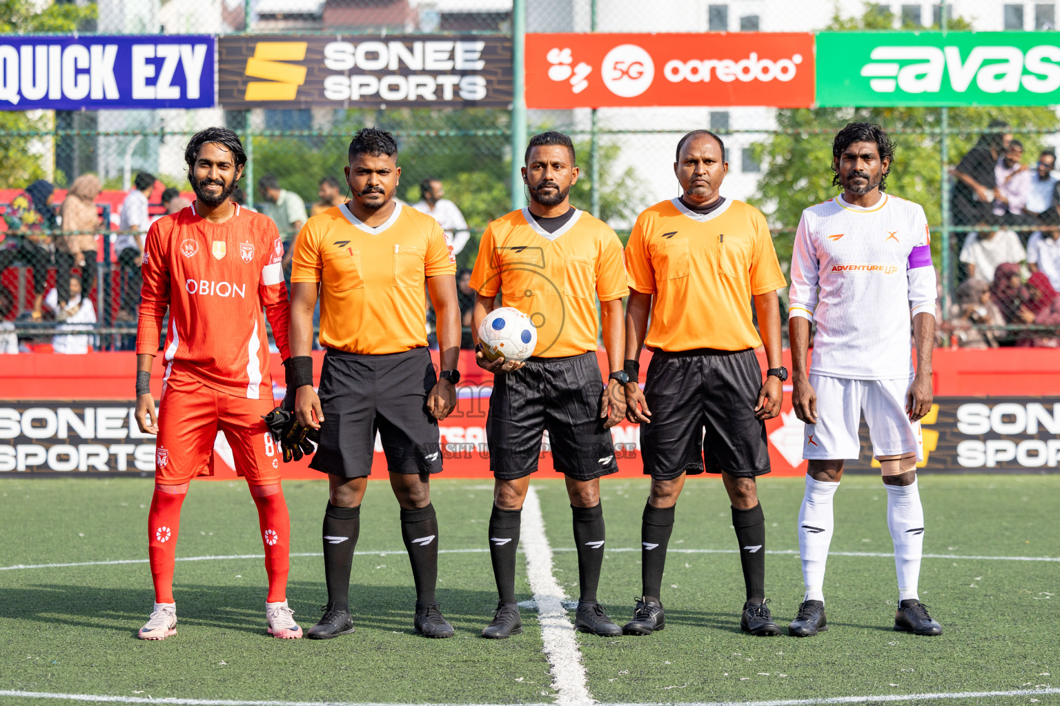 B Eydhafushi vs B Thulhaadhoo in Day 13 of Golden Futsal Challenge 2025 was held on Friday, 17th January 2025, in Hulhumale', Maldives 
Photos: Hassan Simah / images.mv