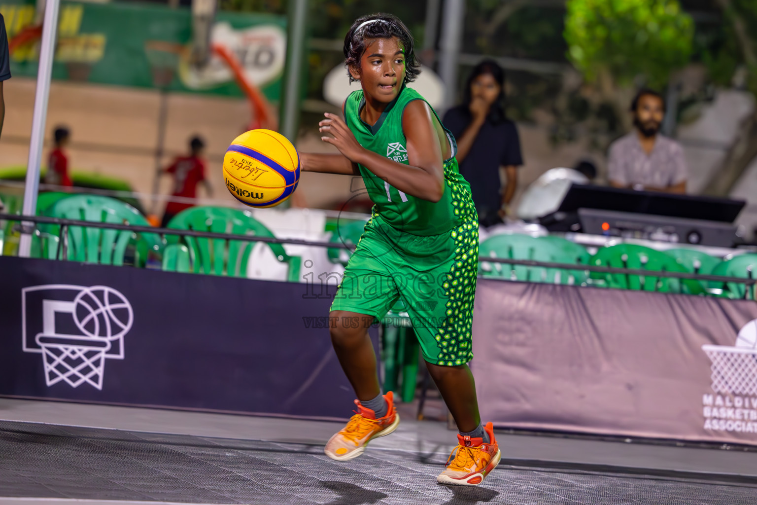 Day 3 of MILO Ramadan 3x3 Challenge 2024 was held in Ekuveni Outdoor Basketball Court at Male', Maldives on Thursday, 14th March 2024.
Photos: Ismail Thoriq / images.mv