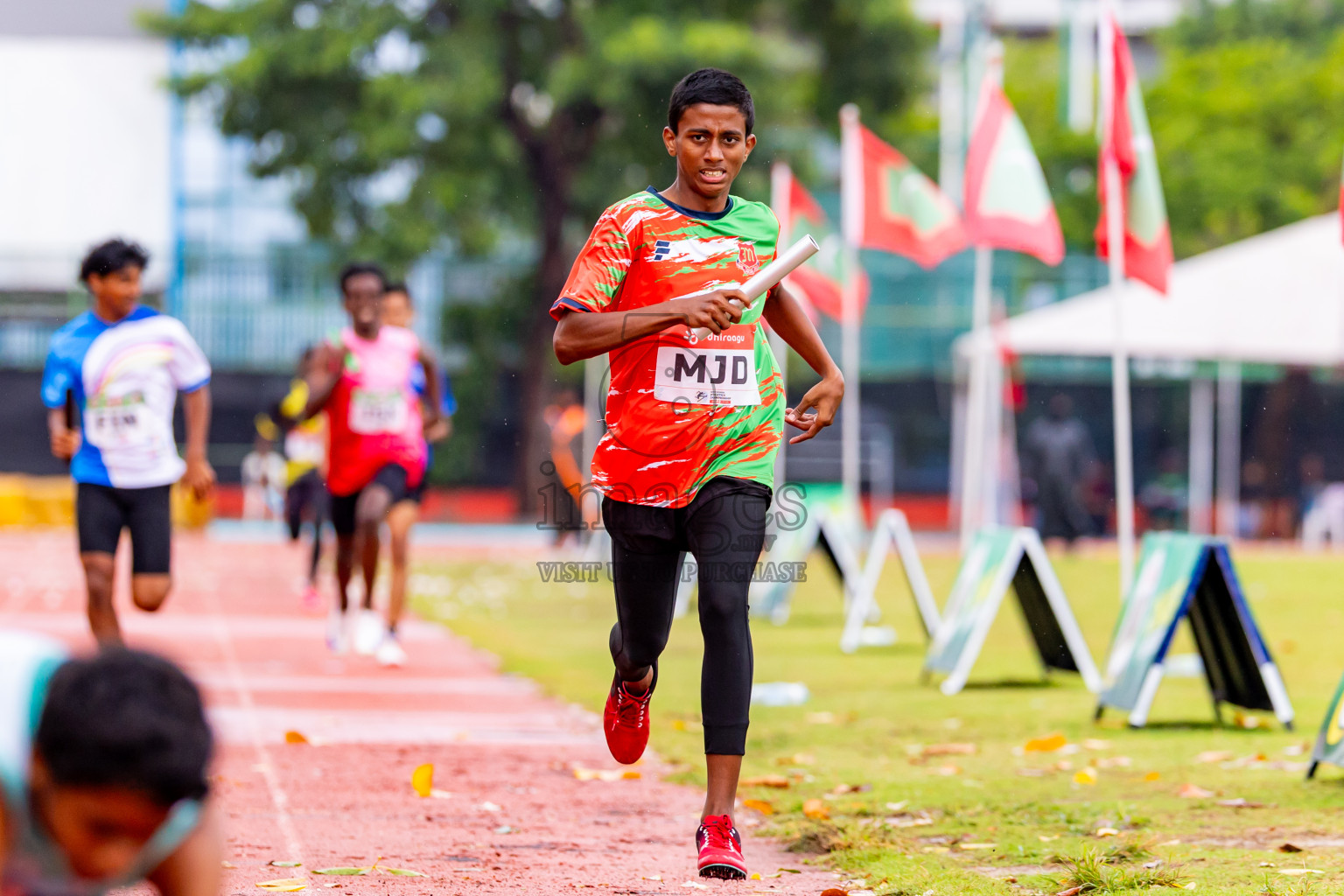 Day 6 of Inter-school Athletics Championship 2025 held in Ekuveni Synthetic Track, Male', Maldives on Sunday, 12th October 2025. Photos by: Nausham Waheed / Images.mv