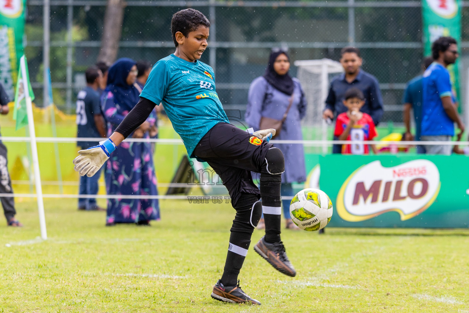 Day 1 of MILO Academy Championship 2025 (U-12) was held at Henveiru Stadium in Male', Maldives on Thursday, 1st May 2025. Photos: Ismail Thoriq / images.mv