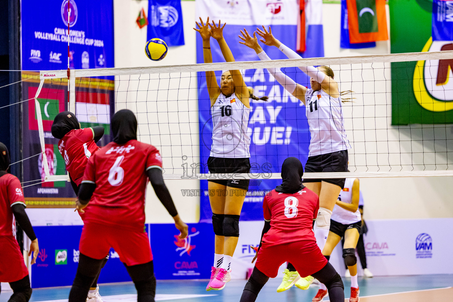 Final of CAVA Woman's Volleyball Challenge Cup 2024 was held in Social Center, Male', Maldives on Wednesday, 11th September 2024. Photos: Nausham Waheed / images.mv