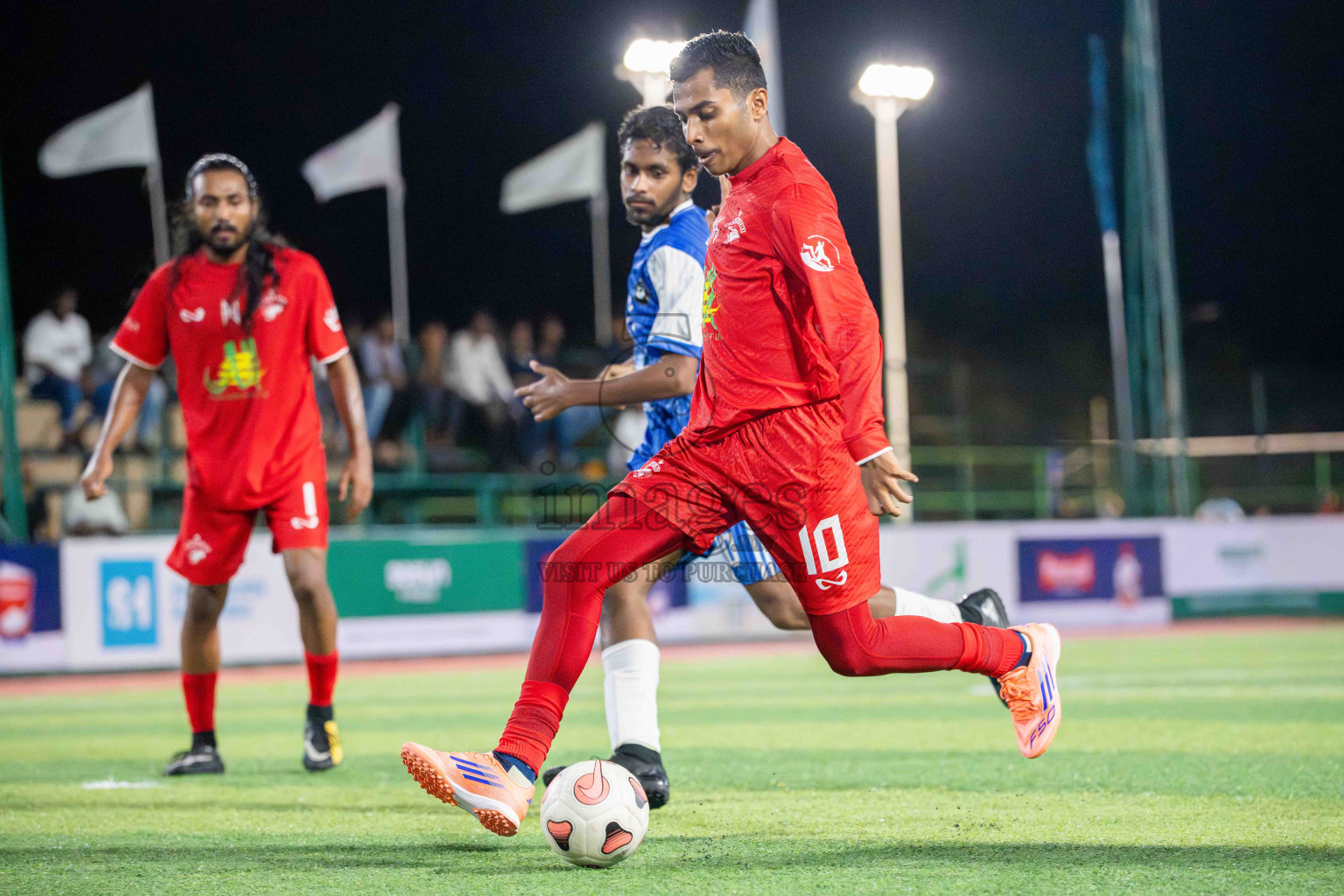 Kanmathi FC VS Best in Day 1 - Fonadhoo Youth Futsal Challenge 2025 was held in Fonadhoo Futsal Stadium, L. Fonadhoo, Maldives on Sunday, 26th October 2025 Photos: Arif Rasheed / images.mv