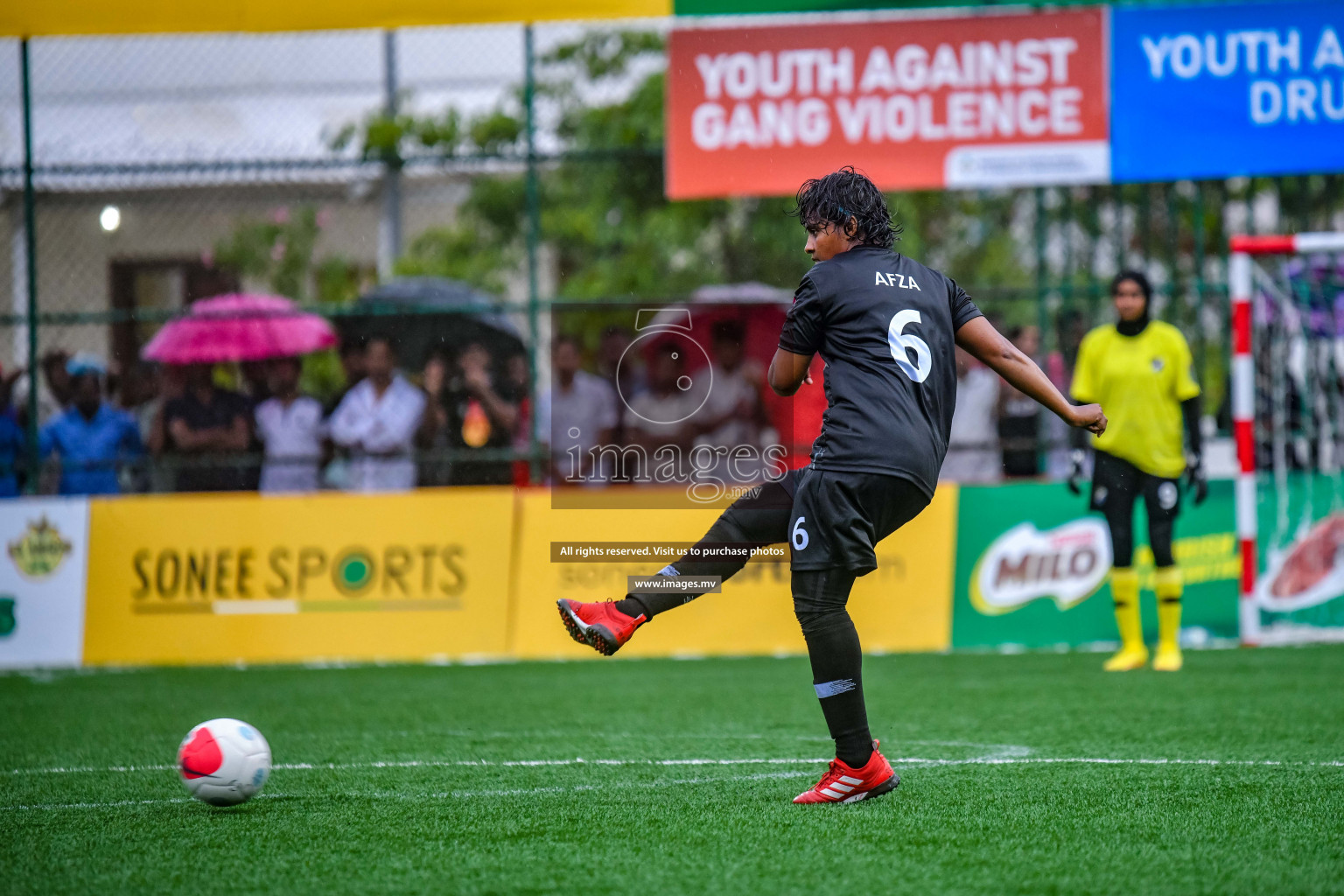 DSC vs Club MYS in Eighteen Thirty Women's Futsal Fiesta 2022 was held in Hulhumale', Maldives on Friday, 14th October 2022. Photos: Nausham Waheed / images.mv