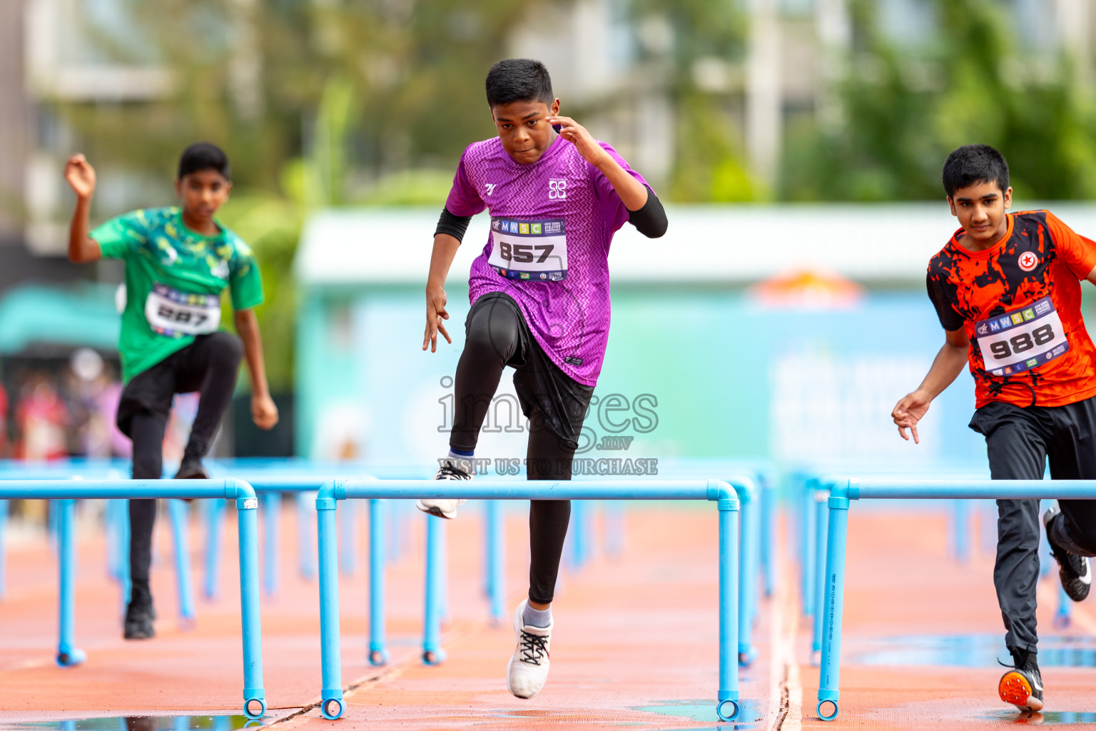 Day 2 of MWSC Interschool Athletics Championships 2024 held in Hulhumale Running Track, Hulhumale, Maldives on Sunday, 10th November 2024.
Photos by: Ismail Thoriq / Images.mv