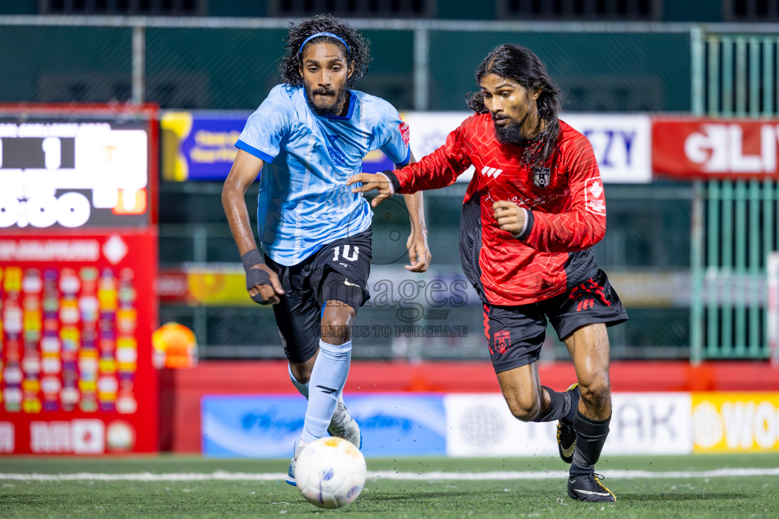 HDh Neykurendhoo vs HDh Kumundhoo in Haa Dhaalu Atoll Semi Final on Day 23 of Golden Futsal Challenge 2025 was held on Monday , 27th January 2025, in Hulhumale', Maldives.
Photos: Ismail Thoriq / images.mv