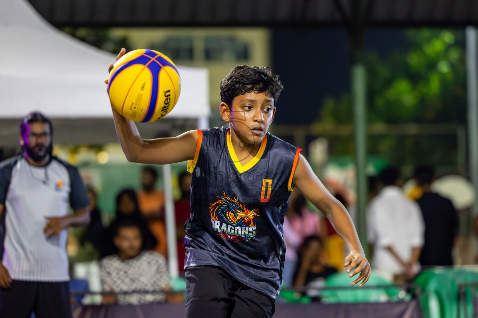 Day 4 of MILO Ramadan 3x3 Challenge 2024 was held in Ekuveni Outdoor Basketball Court at Male', Maldives on Friday, 15th March 2024.
Photos: Mohamed Mahfooz Moosa / images.mv