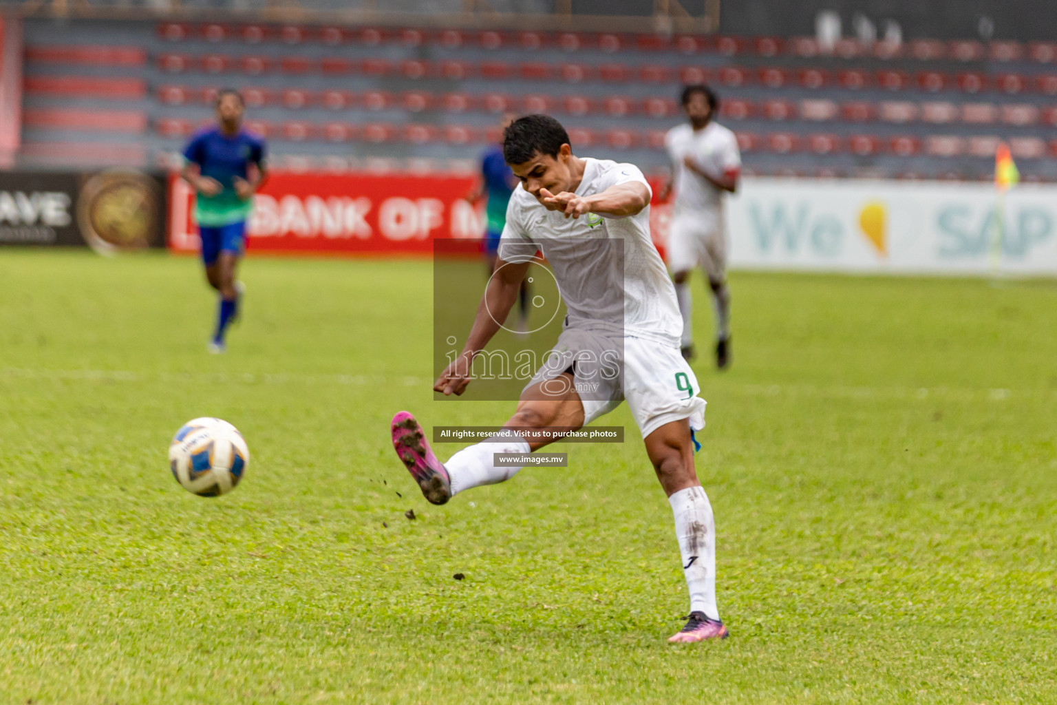 Super United Sports vs Green Streets in Ooredoo Dhivehi Premier League 2021/22 on 06 July 2022, held in National Football Stadium, Male', Maldives