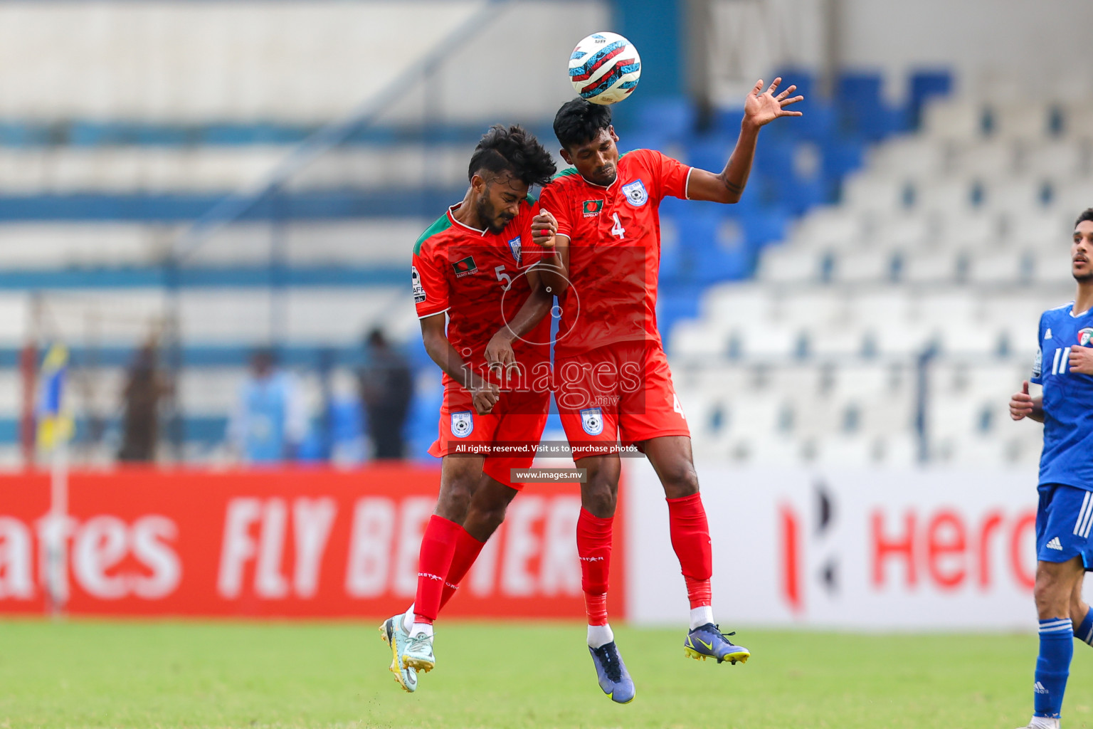 Kuwait vs Bangladesh in the Semi-final of SAFF Championship 2023 held in Sree Kanteerava Stadium, Bengaluru, India, on Saturday, 1st July 2023. Photos: Nausham Waheed, Hassan Simah / images.mv