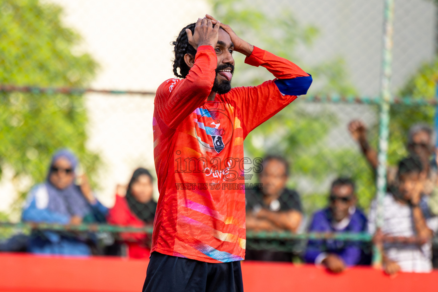 Sh Kanditheemu vs Sh Bilehfahi in Day 16 of Golden Futsal Challenge 2025 was held on Monday, 20th January 2025, in Hulhumale', Maldives. Photos: Ismail Thoriq / images.mv