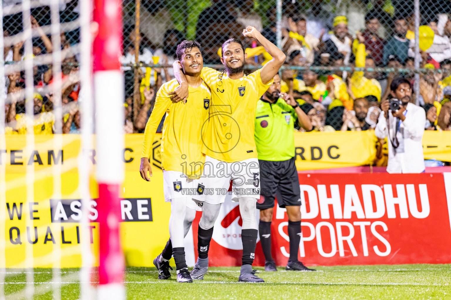 RRC vs STO RC in the Finals of Club Maldives Cup 2025 was held in Rehendhi Futsal Ground, Hulhumale', Maldives on Saturday, 25th October 2025. 
Photos: Hassan Simah / images.mv