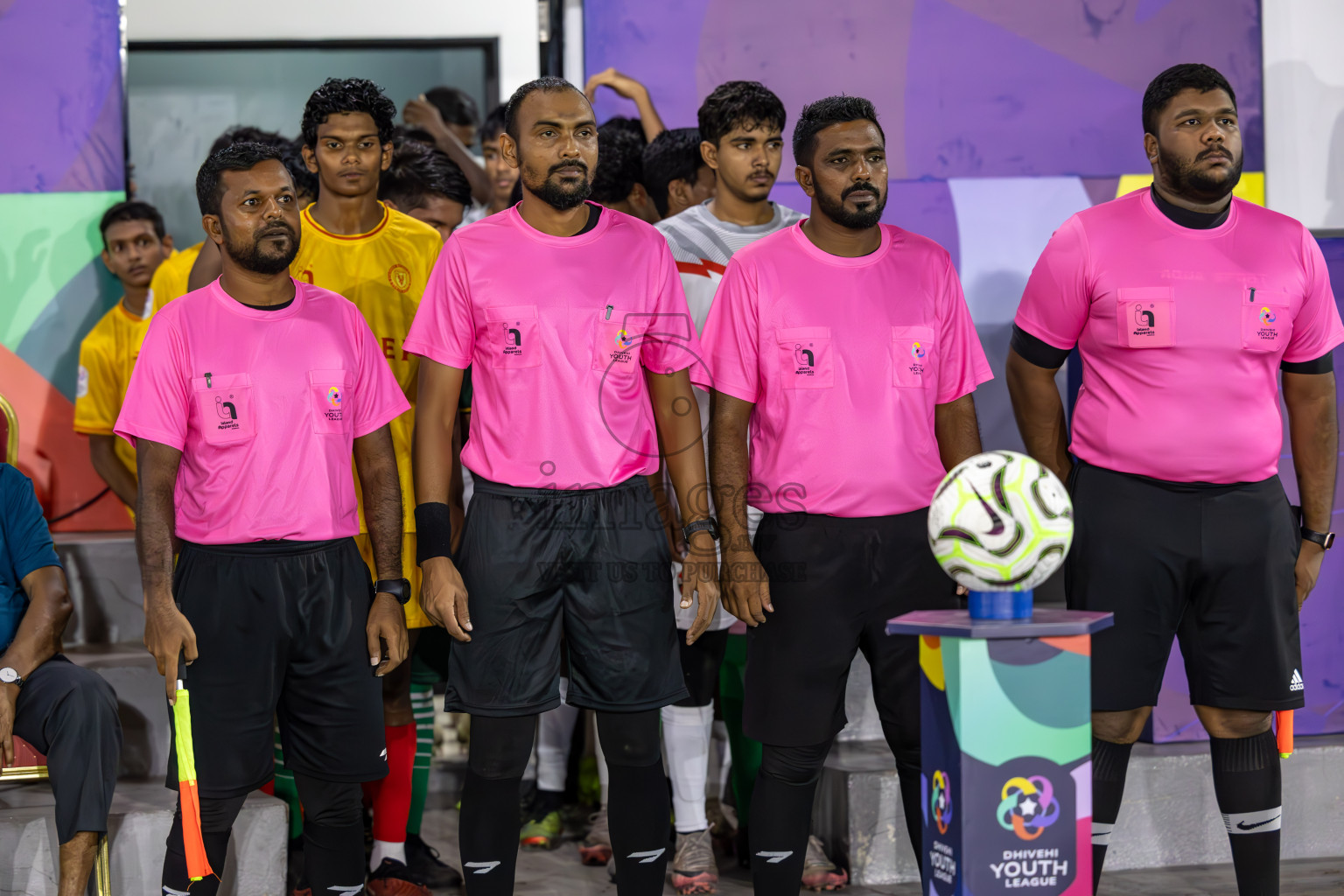 Day 10 of Dhivehi Youth League 2024 was held at Henveiru Stadium, Male', Maldives on Sunday, 15th December 2024.
Photos: Ismail Thoriq / Images.mv