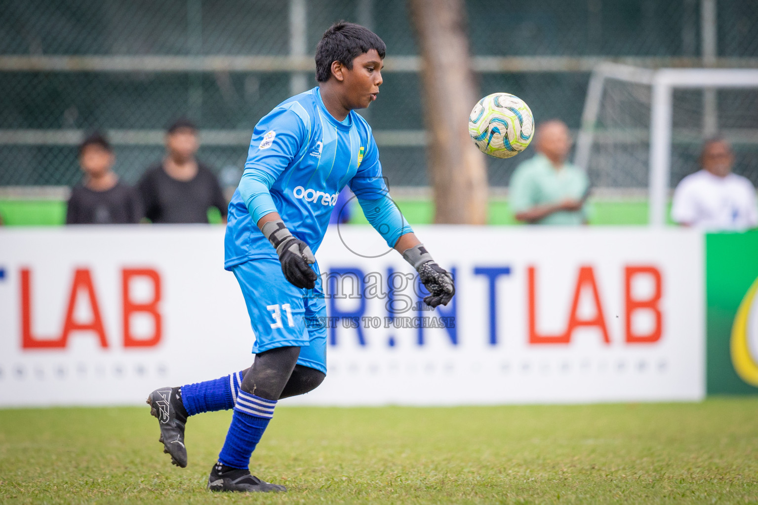 Eagles vs Maziya (U12) in Dhivehi Youth League 2024 - Day 2. Matches held at Henveiru Stadium on 22nd November 2024 , Friday. Photos: Shuu Abdul Sattar/ Images.mv