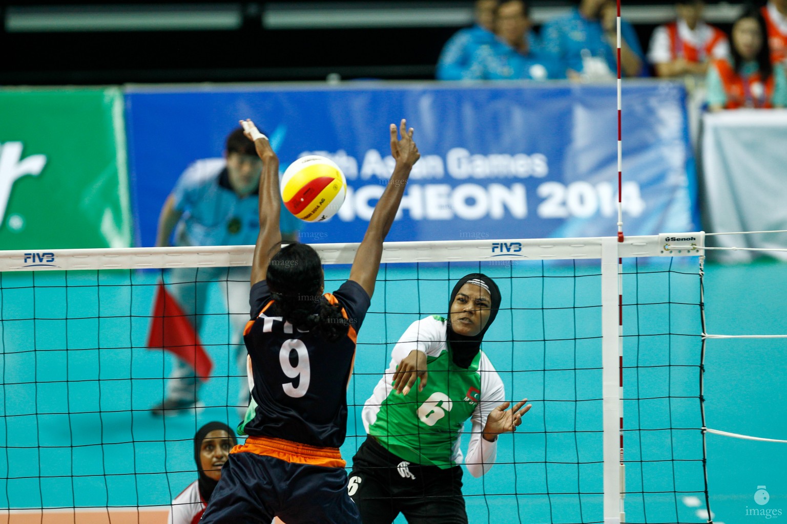Maldivian female volleyball team in Asian Games 2014 in Incheon, South Korea (Images.mv Photo/ Hussain Sinan).