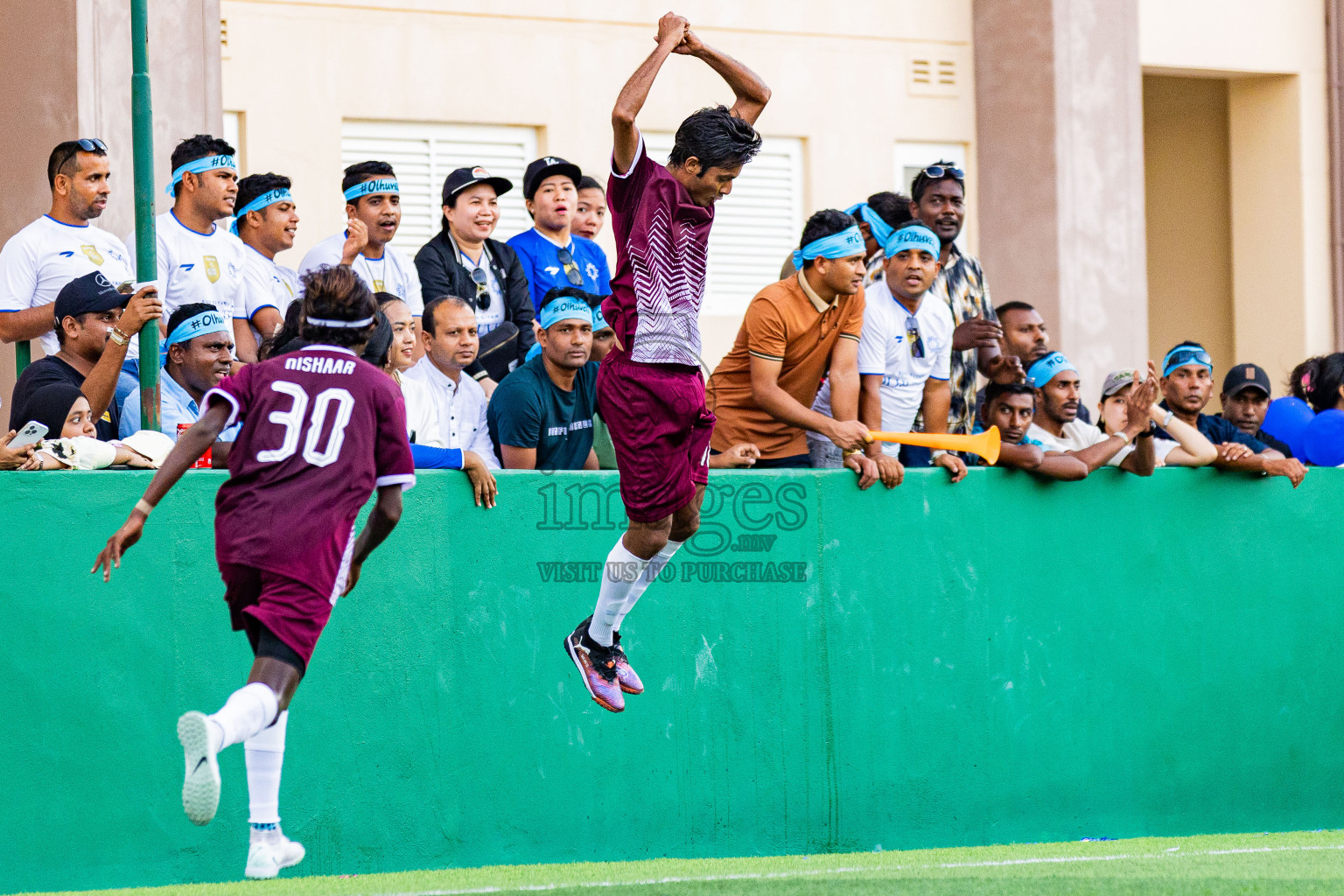 Sun Siyam Olhuveli vs Velassaru in Resort League 2025 (South Male Zone) day 11 was held on Thursday, 9th October 2025 in Crossroads's Maldives, Photos: Areef Adam / images.mv