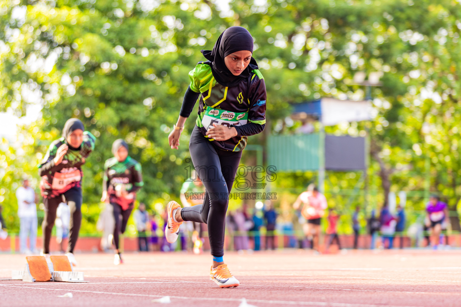 Day 3 of Inter-school Athletics Championship 2025 held in Ekuveni Synthetic Track, Male', Maldives on Wednesday, 08th October 2025. Photos by: Areef Adam  / Images.mv