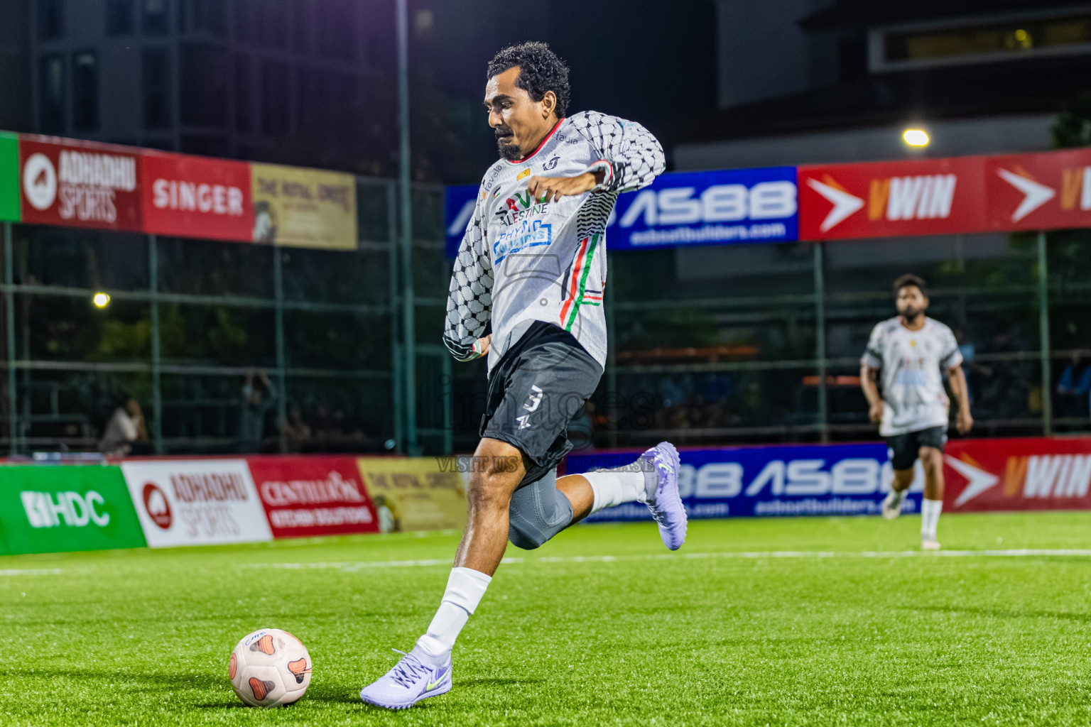 KVC vs Team Dharumavantha in Club Maldives Cup Classic 2025 held in Rehendi Futsal Ground, Hulhumale', Maldives on Monday, 15th September 2025. Photos: Areef / images.mv