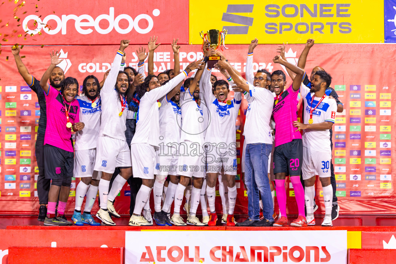 S Feydhoo vs S Hithadhoo in Day 26 of Golden Futsal Challenge 2024 was held on Friday , 9th February 2024 in Hulhumale', Maldives
Photos: Ismail Thoriq / images.mv