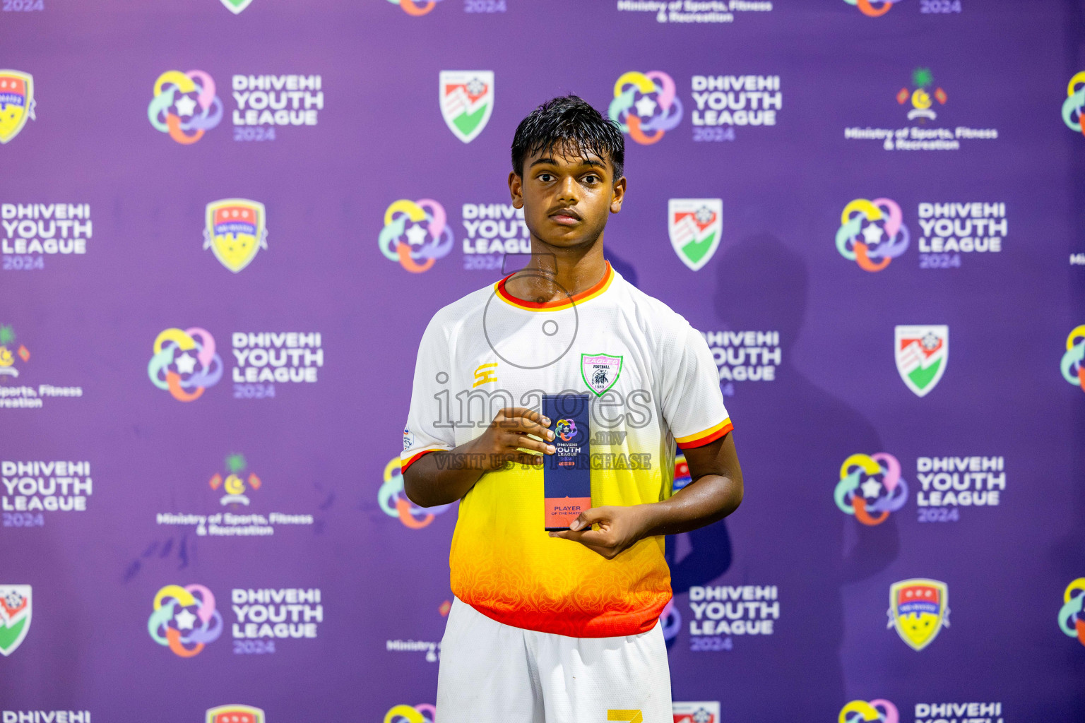 Club Eagles vs United Victory (U14) in Day 11 of Dhivehi Youth League 2024 held at Henveiru Stadium on Tuesday, 17th December 2024. Photos: Nausham Waheed / Images.mv