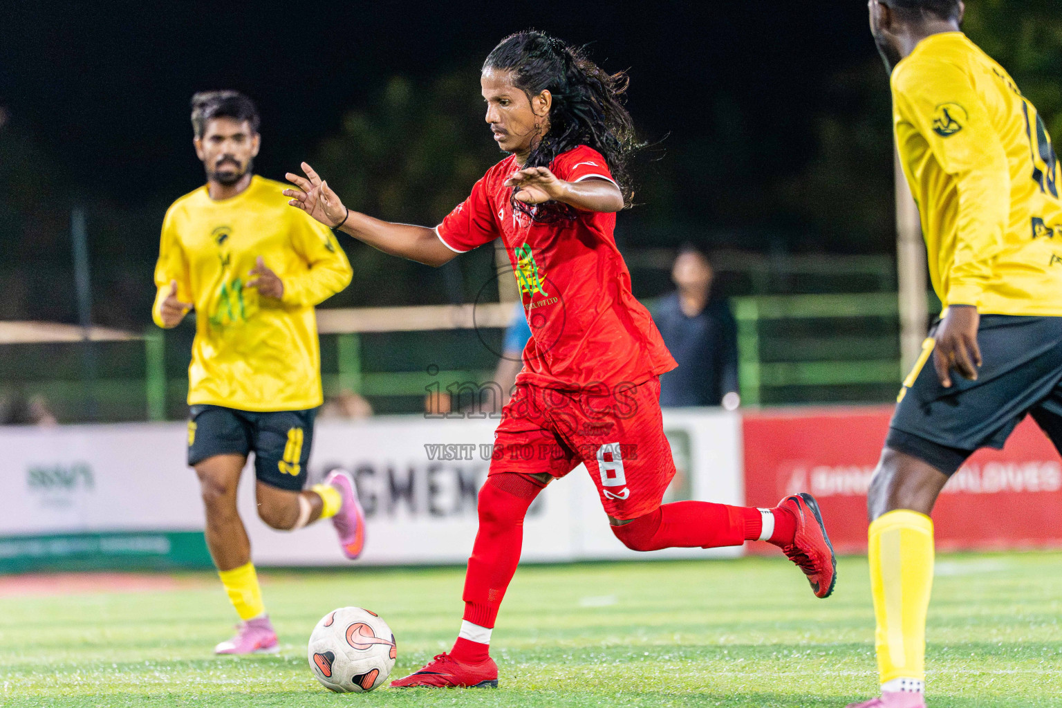 Kanmathi SC VS Kanmathi FC in Day 5 - Fonadhoo Youth Futsal Challenge 2025 held in Fonadhoo Futsal Stadium, L. Fonadhoo, Maldives on Thursday, 30th October 2025 Photos: Arif Rasheed / images.mv