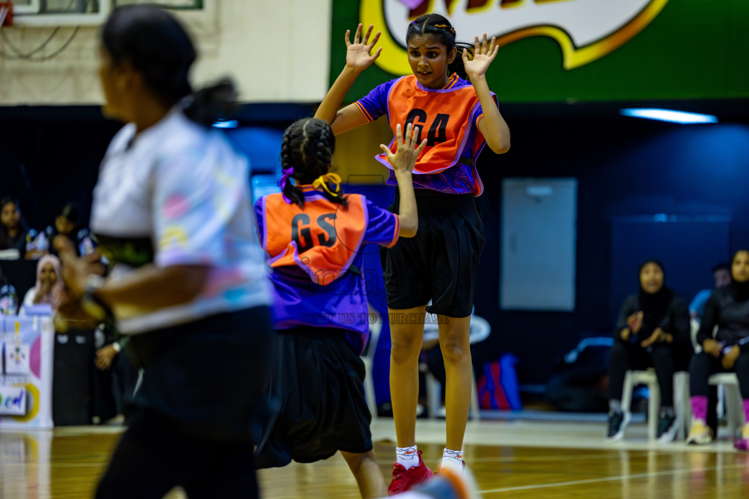 Iskandhar School vs Ghiyasuddin International School in the U15 Finals of Inter-school Netball Tournament held in Social Center at Male', Maldives on Monday, 26th August 2024. Photos: Hassan Simah / images.mv