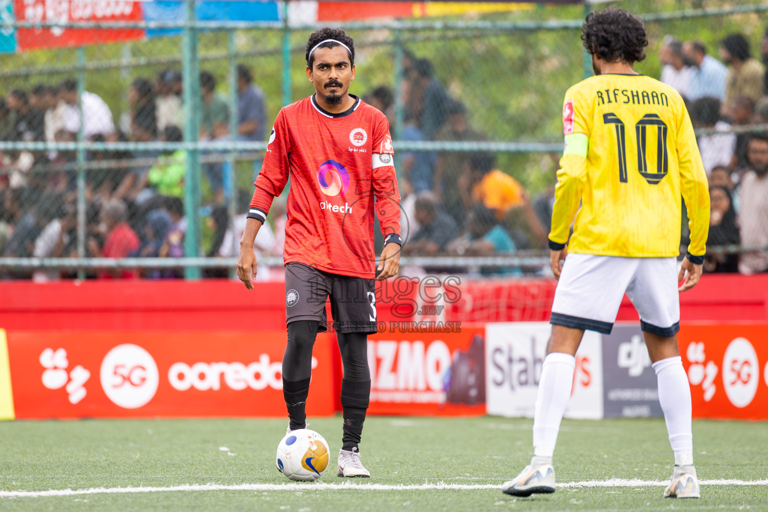 GDh Madaveli VS GDh Gadhdhoo in Atoll Round Semi-Final on Day 20 of Golden Futsal Challenge 2025 was held on Friday, 24th January 2025, in Hulhumale', Maldives.
Photos: Ismail Thoriq / images.mv