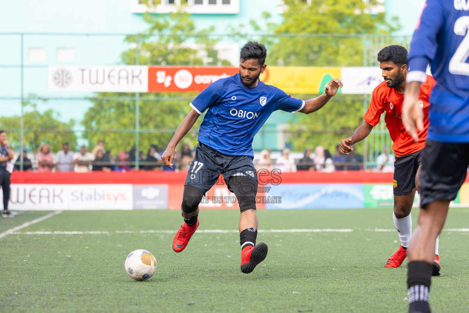 K Gaafaru vs K Himmafushi in Day 15 of Golden Futsal Challenge 2025 was held on Sunday, 19th January 2025, in Hulhumale', Maldives. Photos: Mohamed Mahfooz Moosa / images.mv