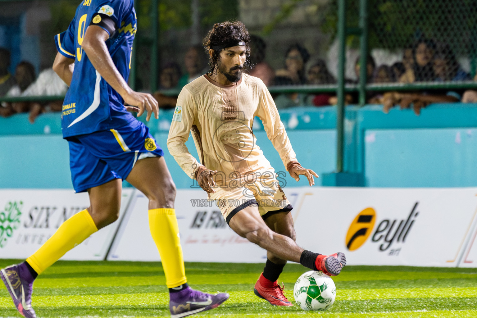 Dee Cee Jay SC vs Fools SC in Semi Finals of Laamehi Dhiggaru Ekuveri Futsal Challenge 2025 was held on Sunday, 27th July 2025, at Dhiggaru Futsal Ground, Dhiggaru, Maldives Photos: Areef Adam / images.mv