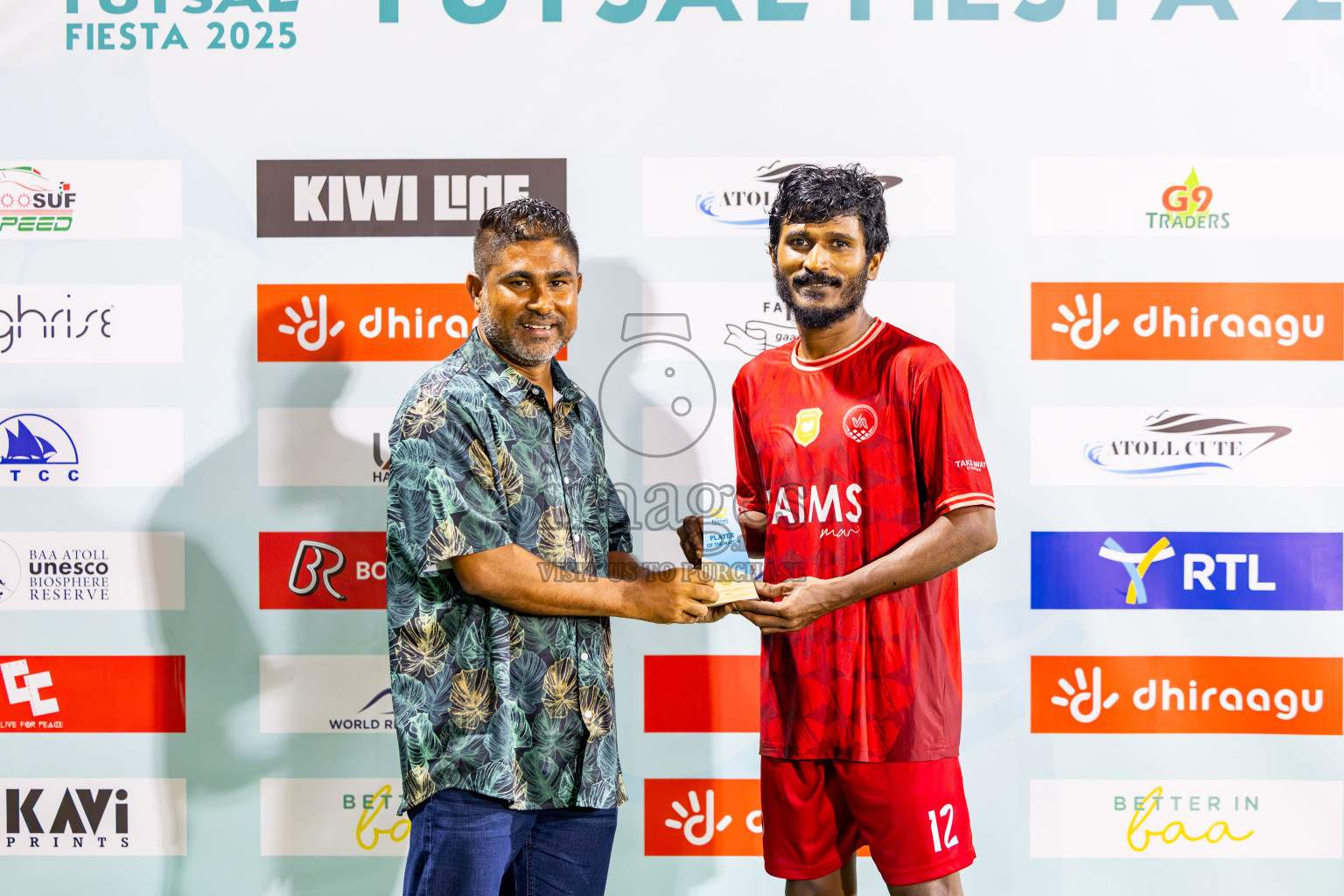 Eydhafushi vs Thulhaadhoo in Semi Finals of Better in Baa Futsal Fiesta 2025 Men's division held in B. Eydhafushi, Maldives on Saturday, 15th November 2025. Photos: Nausham Waheed / images.mv