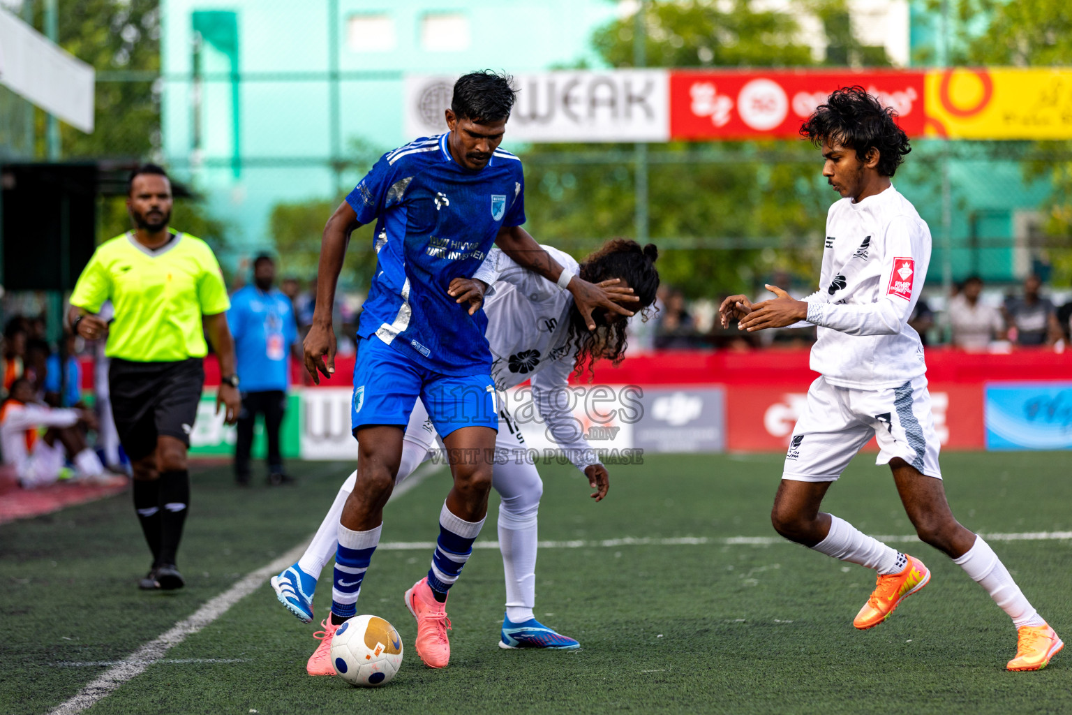 AA. Ukulhas VS AA. Mathiveri in Day 7 of Golden Futsal Challenge 2025 was held on Saturday, 11th January 2025, in Hulhumale', Maldives 
Photos: Hassan Simah / images.mv