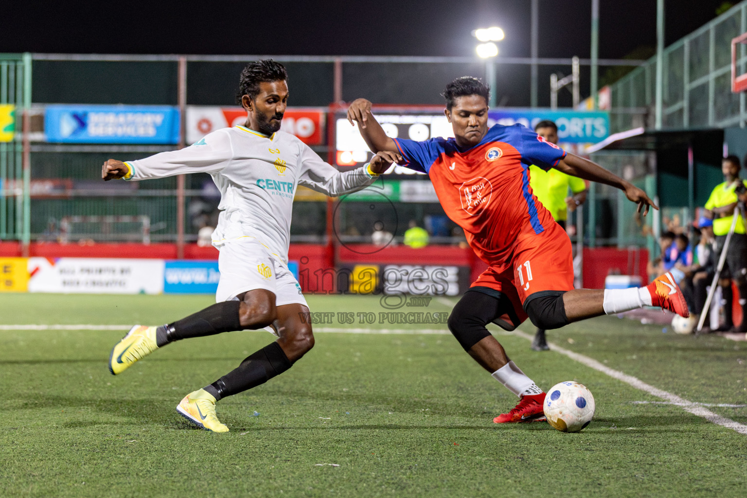 S Maradhoo vs S Meedhoo in Day 12 of Golden Futsal Challenge 2025 was held on Thursday, 16th January 2025, in Hulhumale', Maldives.
Photos: Hassan Simah / images.mv
