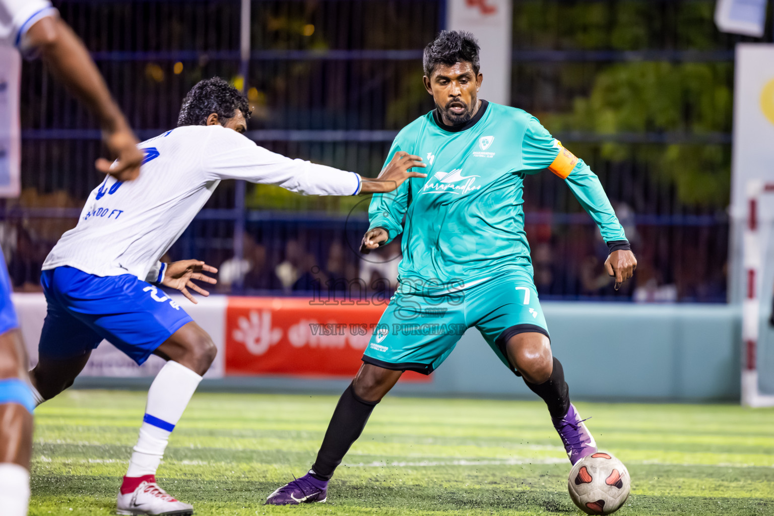 Hithaadhoo vs Dharavandhoo in Day 7 of Better in Baa Futsal Fiesta 2025 Men's division held in B. Eydhafushi, Maldives on Tuesday, 11th November 2025. Photos: Nausham Waheed / images.mv