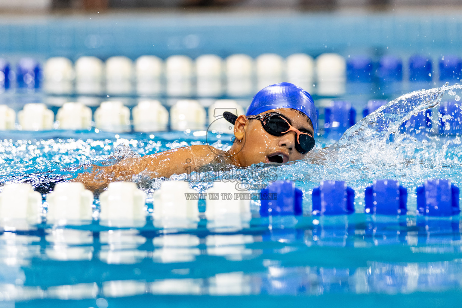 Day 2 of BML 6th National Kids Swimming Kids Festival 2025 held in Hulhumale', Maldives on Tuesday, 4th November 2024. Photos: Hassan Simah / images.mv