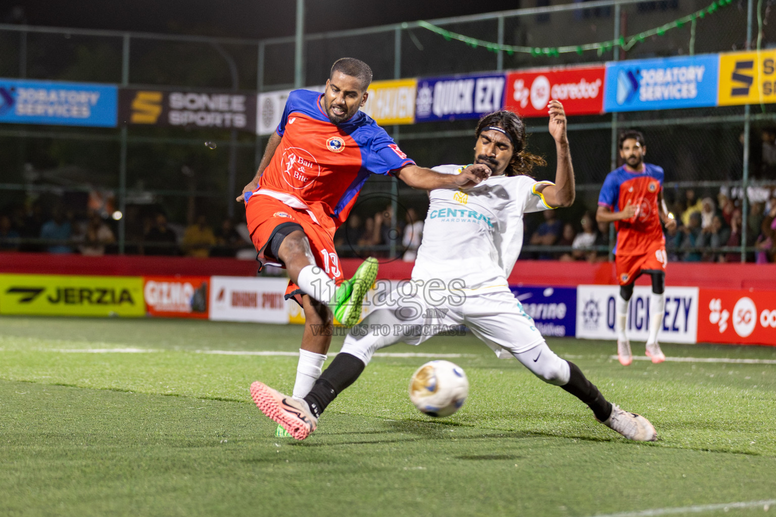S Maradhoo vs S Meedhoo in Day 12 of Golden Futsal Challenge 2025 was held on Thursday, 16th January 2025, in Hulhumale', Maldives.
Photos: Hassan Simah / images.mv