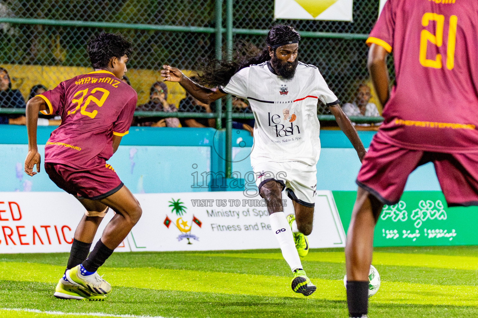 Ifhaams vs Comienzo fc in Semi Finals of Laamehi Dhiggaru Ekuveri Futsal Challenge 2025 was held on Sunday, 27th July 2025, at Dhiggaru Futsal Ground, Dhiggaru, Maldives Photos: Nausham Waheed  / images.mv
