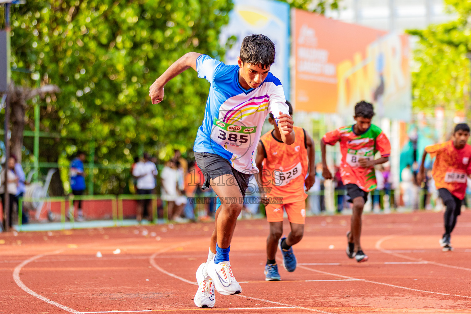 Day 3 of Inter-school Athletics Championship 2025 held in Ekuveni Synthetic Track, Male', Maldives on Wednesday, 08th October 2025. Photos by: Areef Adam  / Images.mv