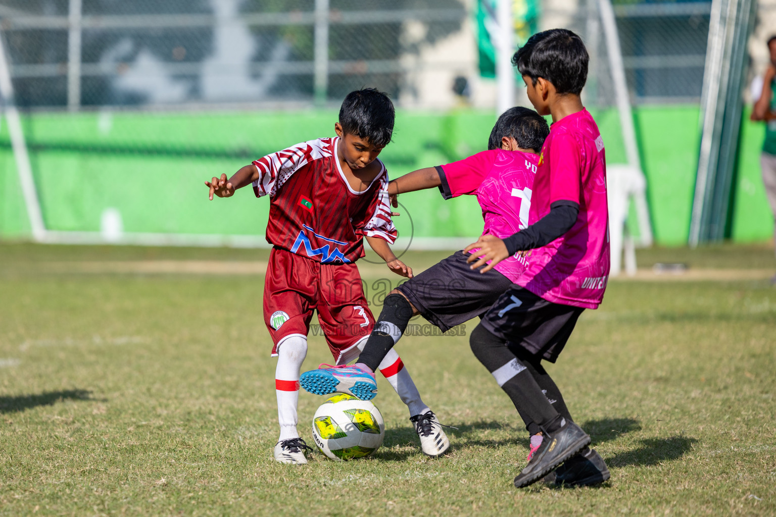 Day 2 of MILO Academy Championship 2025 was held on Friday, 14th February 2025 in Henveiru Stadium. 
Photos: Hassan Simah / Images.mv