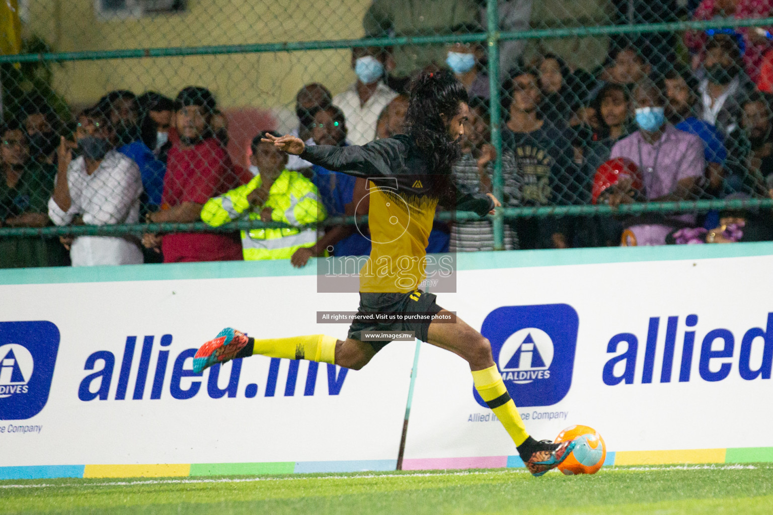 Team MPL vs Team RRC in the Quarter Finals of Club Maldives 2021 held at Hulhumale'; on 13th December 2021 Photos: Nasam/ images.mv